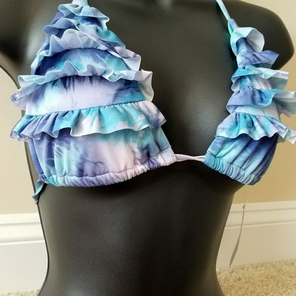 Sale!!!Beach Bunny Bikini Top Ruffle Medium - Picture 2 of 4